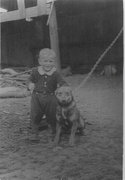 Antoś i pies Burek 1950 r.