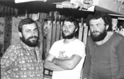 1978 m/t LIKOWAL przetwórnia: Jurek Łukomski, ja Adam Konieczny i kumpel z załogi