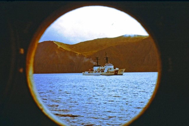 patrol COAST GUARD pilnował także nas u wybrzeży Alaski - 1986r.
