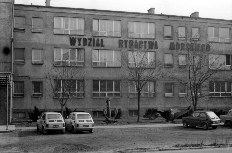 9,  Wydział