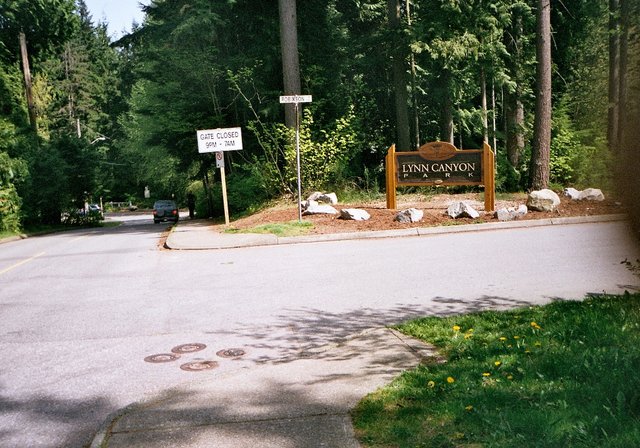 Lynn Canyon Park - wejście