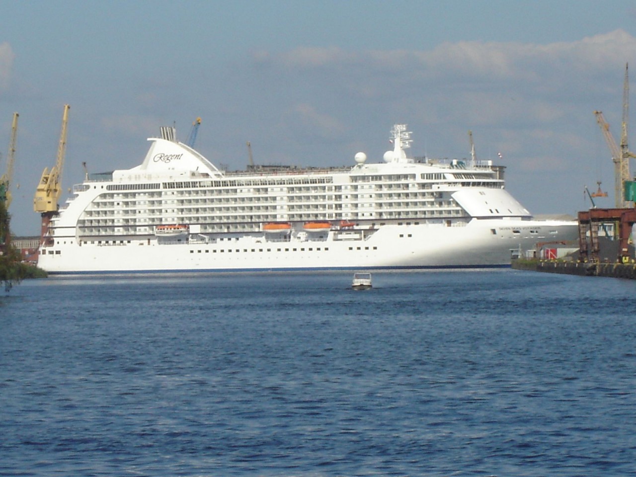 SEVEN SEAS VOYAGER -23.07.2009