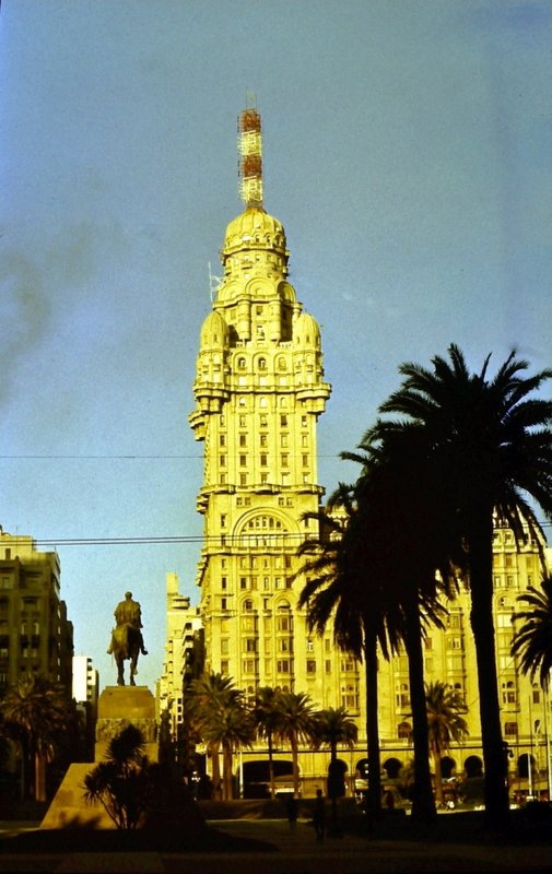 3. Montevideo - Plaza Independencja 