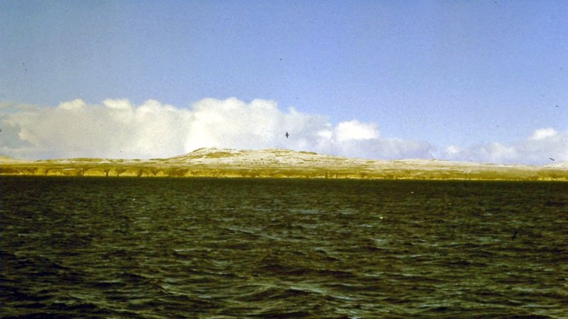 57. Falklandy